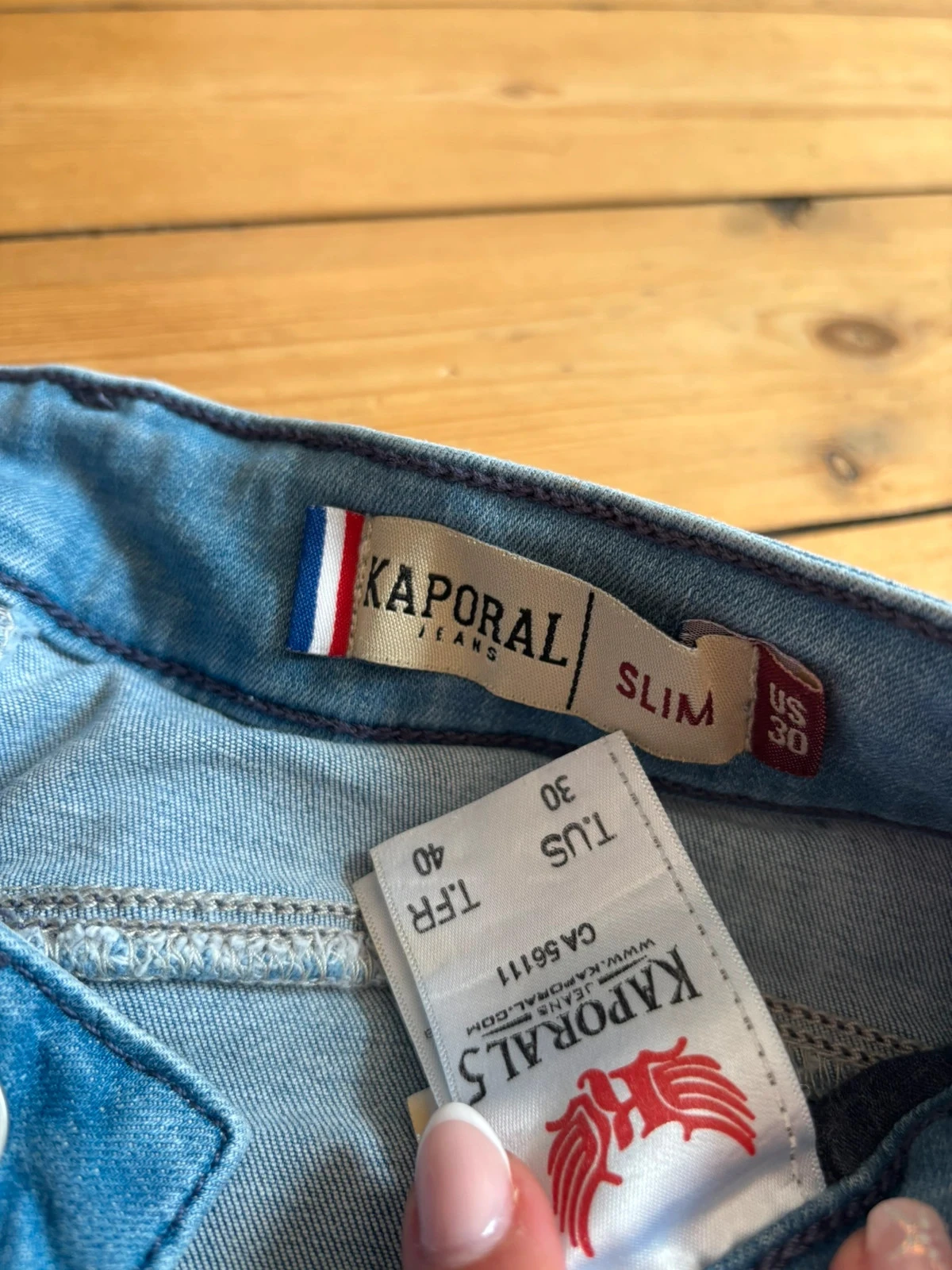 jean com rasgos kaporal tamanho 40 – photo 6